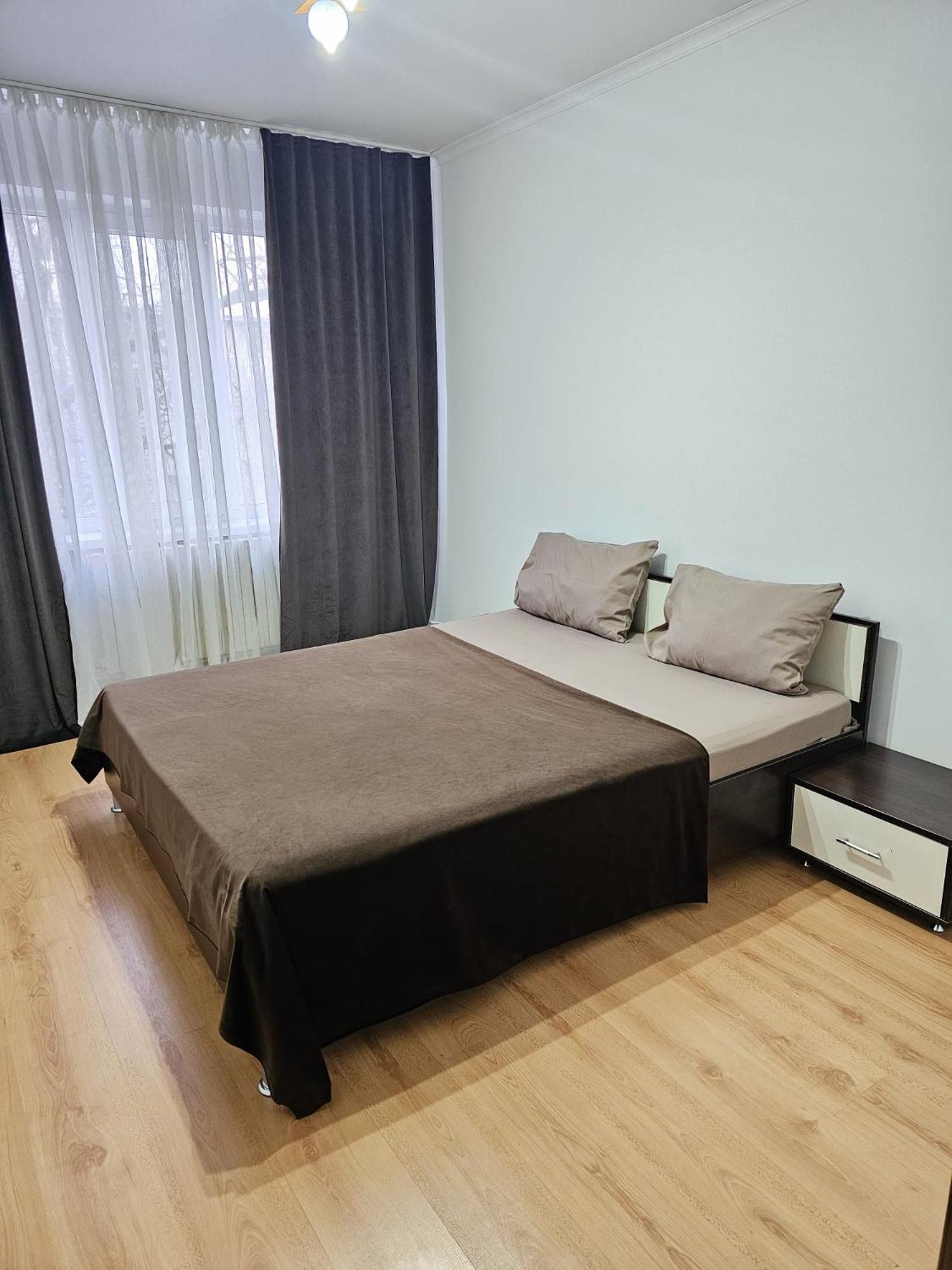 Apartament 2 Bedrooms, Botanica Chisinau Ngoại thất bức ảnh