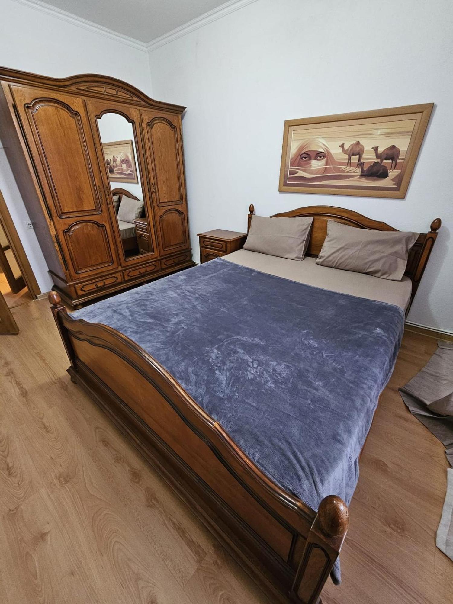 Apartament 2 Bedrooms, Botanica Chisinau Ngoại thất bức ảnh