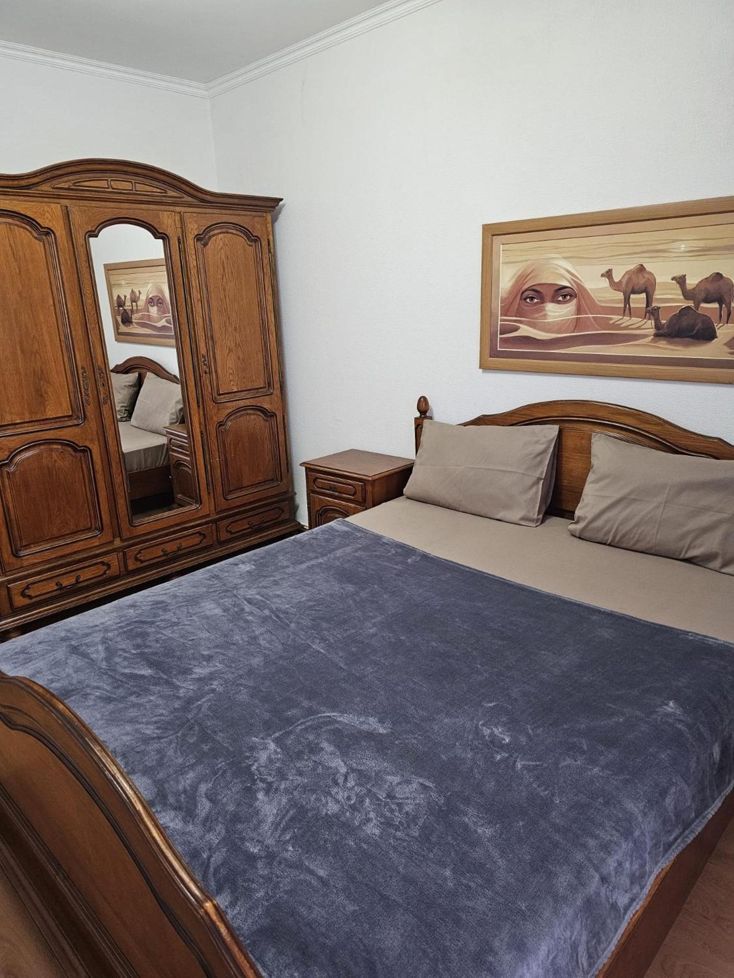 Apartament 2 Bedrooms, Botanica Chisinau Ngoại thất bức ảnh