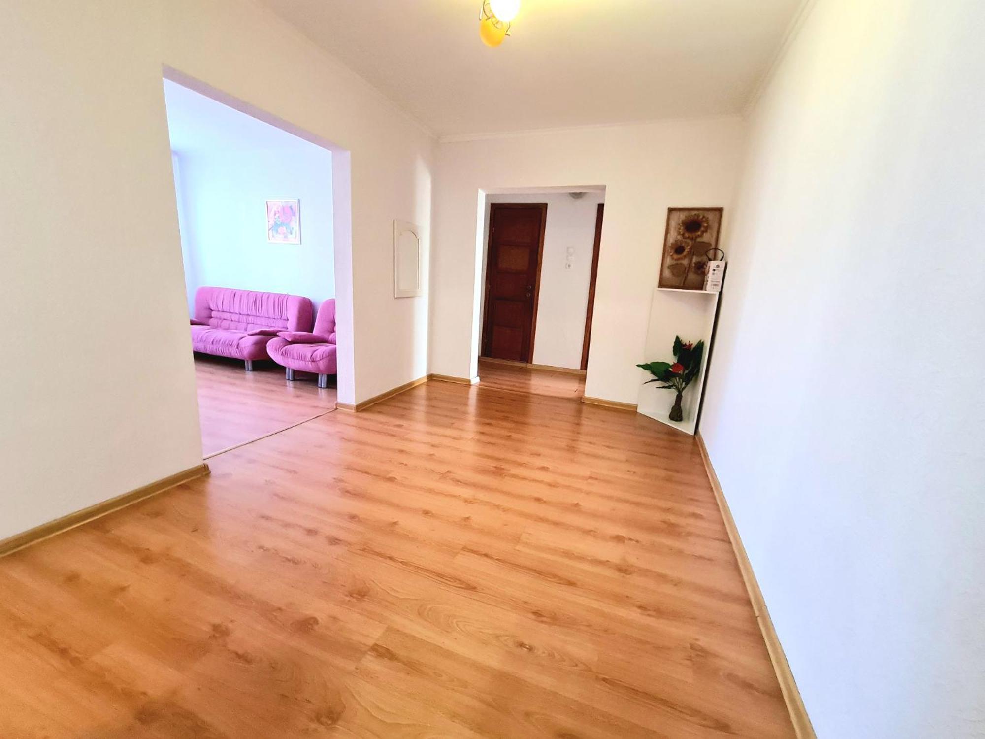 Apartament 2 Bedrooms, Botanica Chisinau Ngoại thất bức ảnh