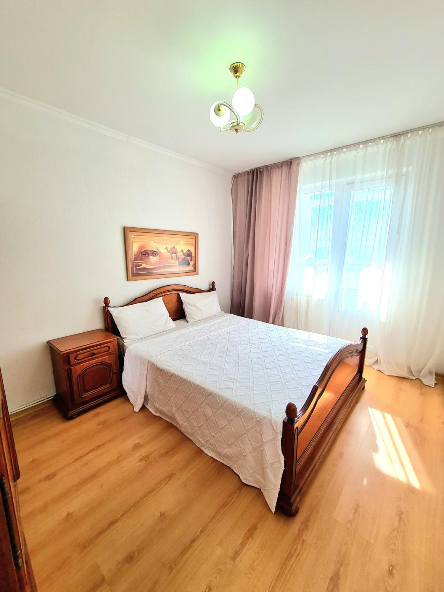 Apartament 2 Bedrooms, Botanica Chisinau Ngoại thất bức ảnh